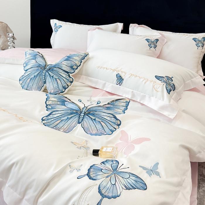 91家纺网 家纺一手货源 找家纺 春夏新款50*50S贡缎长绒棉刺绣四件套纯棉床单床笠高档礼盒装 白拼粉-绮梦蝶-贡缎长绒棉