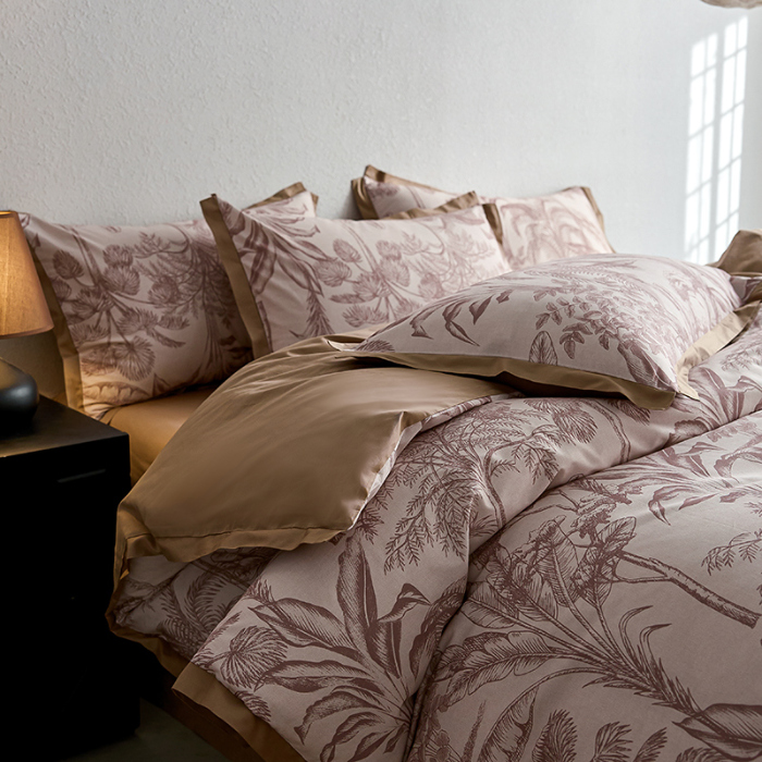 91家纺网 家纺一手货源 找家纺 千朵森2025 新款 A类全棉印花拼角四件套 云峰