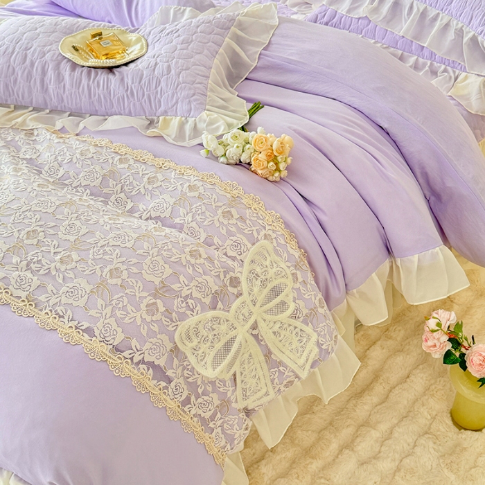 91家纺网 家纺一手货源 找家纺 2025韩版法式公主风水洗棉立体花绣花床盖款四件套蕾丝床盖款夏被四件套  法派甜心-梦幻紫
