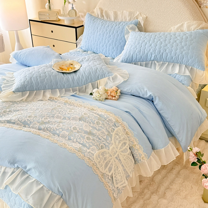 91家纺网 家纺一手货源 找家纺 2025韩版法式公主风水洗棉立体花绣花床盖款四件套蕾丝床盖款夏被四件套 法派甜心—婴儿蓝
