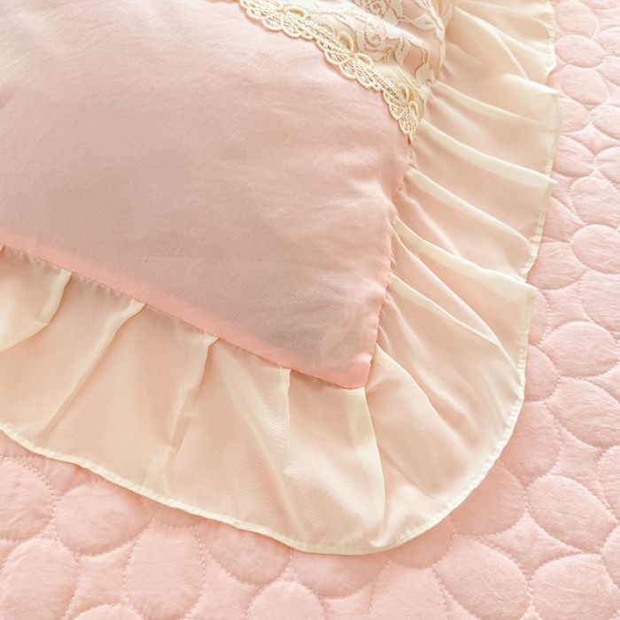 91家纺网 家纺一手货源 找家纺 2025韩版法式公主风水洗棉立体花绣花床盖款四件套蕾丝床盖款夏被四件套  法派甜心—樱花粉 