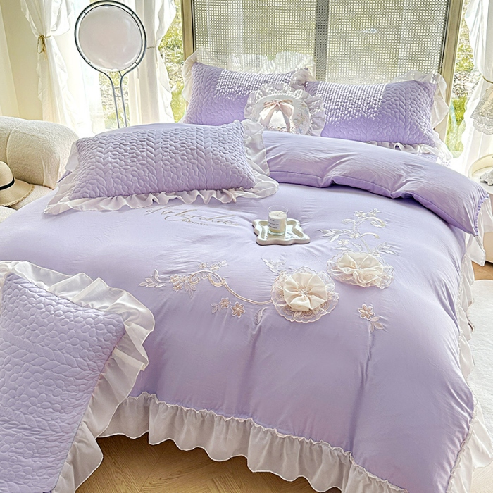 91家纺网 家纺一手货源 找家纺 2025韩版法式公主风水洗棉立体花绣花床盖款四件套蕾丝床盖款夏被四件套 玛奇朵—梦幻紫  