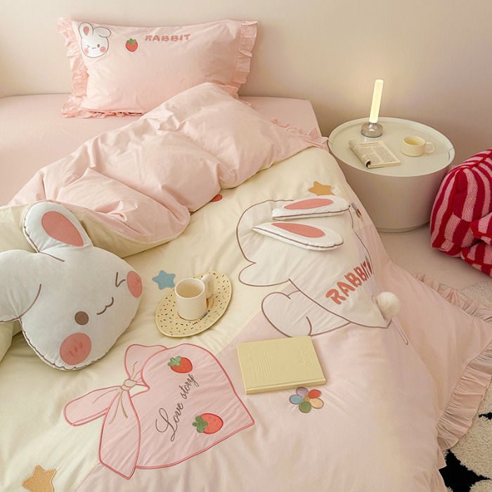 91家纺网 家纺一手货源 找家纺 （总）新款ins风全棉A类40s水洗棉贴布绣花四件套儿童三件套上下铺床套件