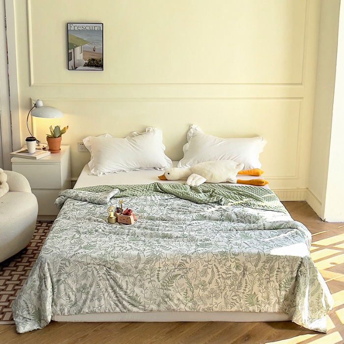 91家纺网 家纺一手货源 找家纺 （总）绒梦里2025A类高克重有氨印花凉感冰豆豆夏被直播爆款儿童学生夏凉被空调被