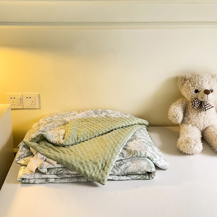 91家纺网 家纺一手货源 找家纺 （总）绒梦里2025A类高克重有氨印花凉感冰豆豆夏被直播爆款儿童学生夏凉被空调被