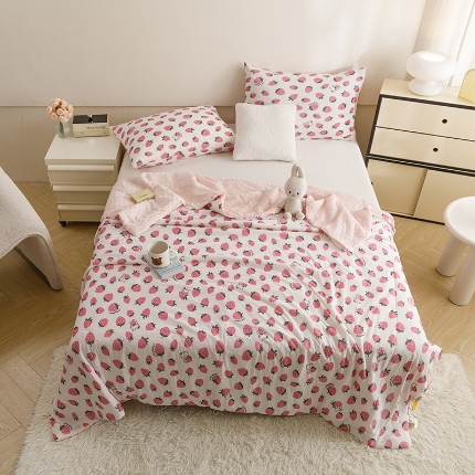 91家纺网 家纺一手货源 找家纺 绒梦里2025A类高克重有氨印花凉感冰豆豆夏被直播爆款儿童学生夏凉被空调被