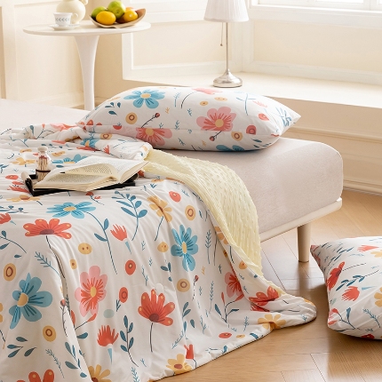 91家纺网 家纺一手货源 找家纺 （总）绒梦里2025A类高克重有氨印花凉感冰豆豆夏被直播爆款儿童学生夏凉被空调被