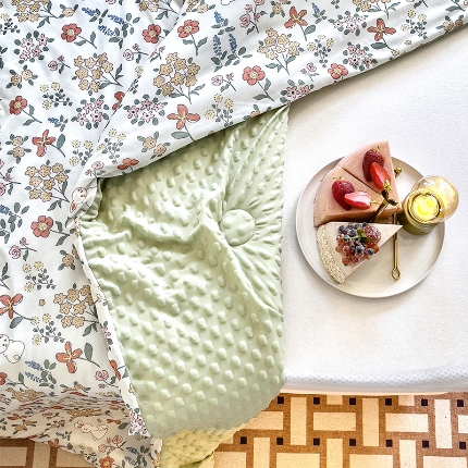 91家纺网 家纺一手货源 找家纺 （总）绒梦里2025A类高克重有氨印花凉感冰豆豆夏被直播爆款儿童学生夏凉被空调被