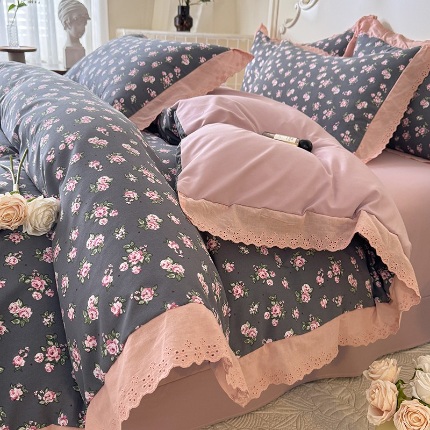 91家纺网 家纺一手货源 找家纺 （总）苏米娜家纺2025韩版复古花边针织双层纱四件套A类母婴级小竺棉泡泡棉水洗棉亲肤小清新纯棉印花全棉花边四件套