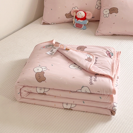 91家纺网 家纺一手货源 找家纺 （总）桃子家居  2025新款A类高品质牛奶针织棉软糯大豆夏被