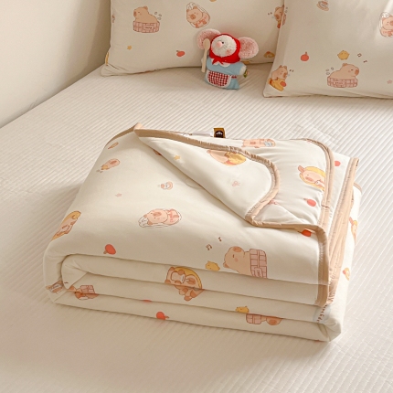 91家纺网 家纺一手货源 找家纺 （总）桃子家居  2025新款A类高品质牛奶针织棉软糯大豆夏被