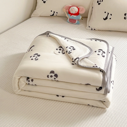 91家纺网 家纺一手货源 找家纺 （总）桃子家居  2025新款A类高品质牛奶针织棉软糯大豆夏被