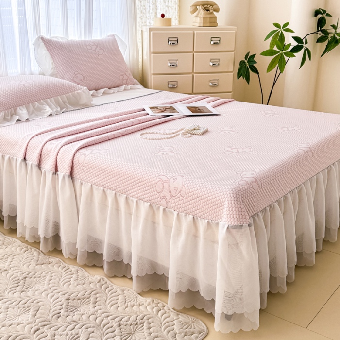 91家纺网 家纺一手货源 找家纺 小萌虎 2025新款A类冰块熊豆豆凉席床裙款 冰块熊-粉