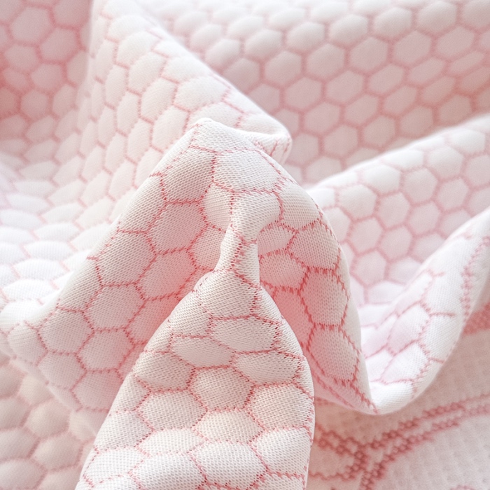 91家纺网 家纺一手货源 找家纺 小萌虎 2025新款A类冰块熊豆豆凉席床裙款 冰块熊-粉