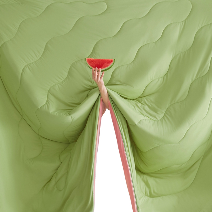 91家纺网 家纺一手货源 找家纺 米米儿家纺 2025新款跨境电商凉感丝夏被西瓜空调被 蜜瓜绿粉