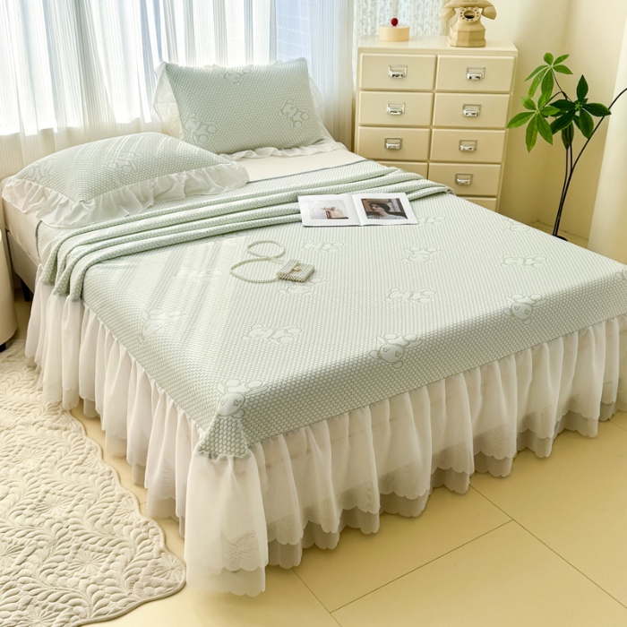 91家纺网 家纺一手货源 找家纺 小萌虎 2025新款A类冰块熊豆豆凉席床裙款 冰块熊-绿