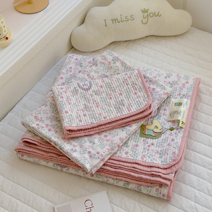 91家纺网 家纺一手货源 找家纺 赫梵茜 2025新款有氧针织双层纱单床盖床盖三件套床盖四件套 岚影