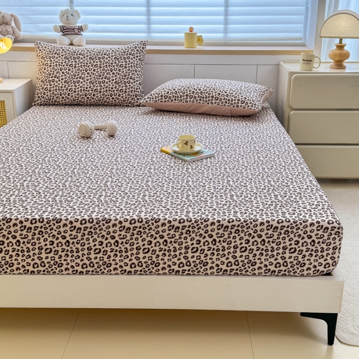 91家纺网 家纺一手货源 找家纺 （总）2025新款针织棉双层纱印花单床笠 床笠三件套