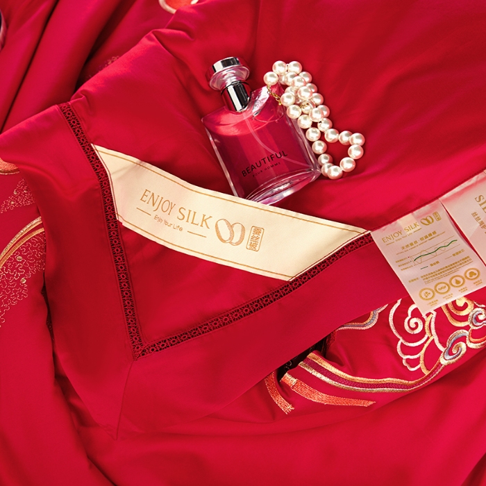 91家纺网 家纺一手货源 找家纺 缦纯家纺 2025新款婚庆款蚕丝被 100柞蚕丝被 保真可检测 手工蚕丝被 婚庆被 良辰喜事