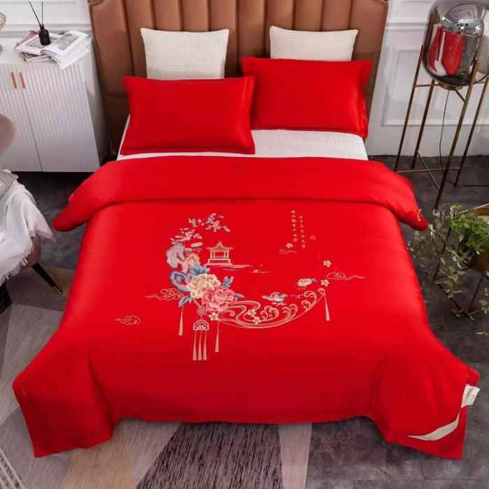 91家纺网 家纺一手货源 找家纺 缦纯家纺 2025新款婚庆款蚕丝被 100柞蚕丝被 保真可检测 手工蚕丝被 婚庆被 锦绣