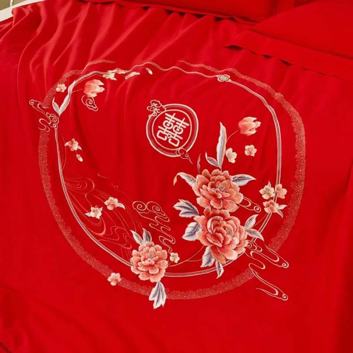 91家纺网 家纺一手货源 找家纺 缦纯家纺 2025新款婚庆款蚕丝被 100柞蚕丝被 保真可检测 手工蚕丝被 婚庆被 韵江南