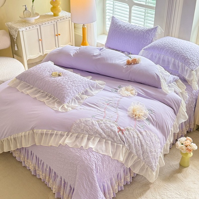 91家纺网 家纺一手货源 找家纺 苏米娜2025春夏新品韩版甜美公主风超柔水洗棉床盖四件套刺绣针织棉双层纱纯棉棉麻全棉公主风床盖款四件套 秘密花园-梦幻紫