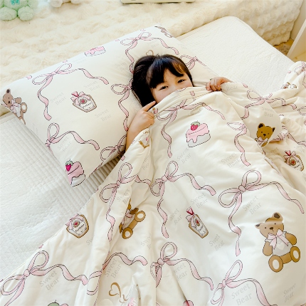 91家纺网 家纺一手货源 找家纺 2025新款牛奶丝针织棉夏被夏凉被被芯