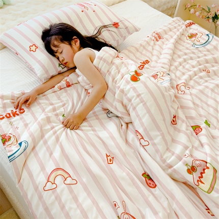 91家纺网 家纺一手货源 找家纺 2025新款牛奶丝针织棉夏被夏凉被被芯