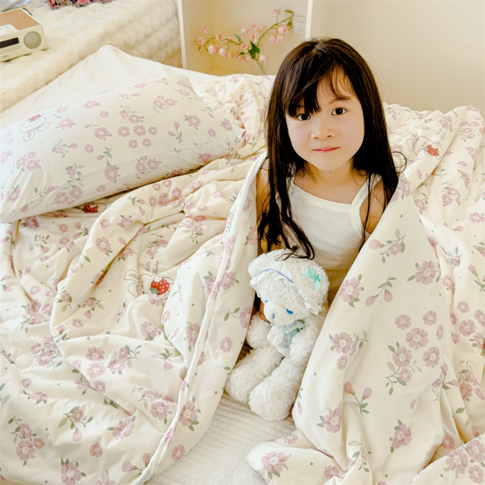 91家纺网 家纺一手货源 找家纺 2025新款牛奶丝针织棉夏被夏凉被被芯