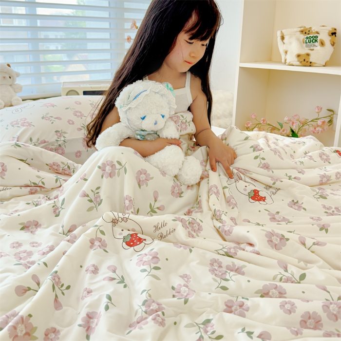 91家纺网 家纺一手货源 找家纺 2025新款牛奶丝针织棉夏被夏凉被被芯