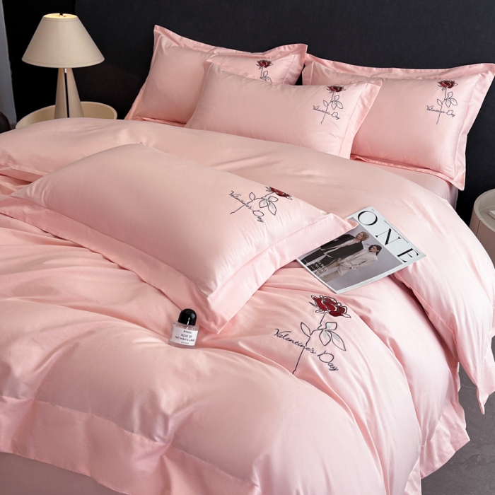 91家纺网 家纺一手货源 找家纺 （总）（控价）2025新款 专版花型 高克重A类 全棉长绒棉精工刺绣四件套-梅琳娜