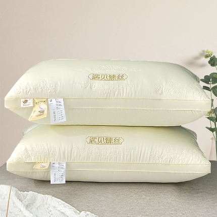 91家纺网 家纺一手货源 找家纺 （总）超柔蚕丝枕 刺绣羽丝绒枕 全棉羽丝枕 双边立体枕头 柔软舒适枕 中高枕