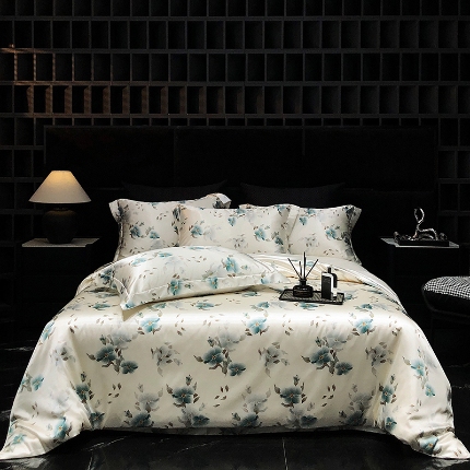 91家纺网 家纺一手货源 找家纺 （总）黄鹂鸟 2025新款高端轻奢丝滑裸睡丝绸数码印花水洗真丝天丝四件套系列 -风格三