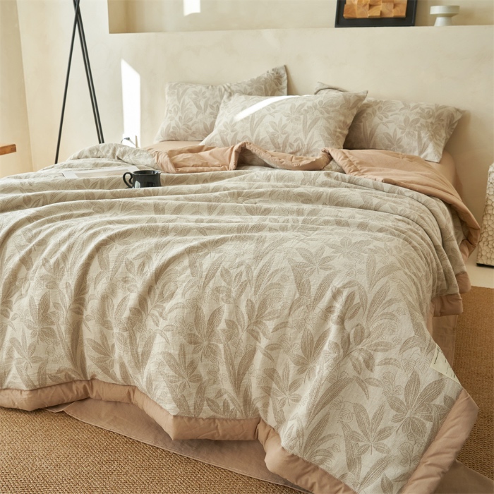 91家纺网 家纺一手货源 找家纺 （总）金鹰 2025新款A类纯棉水洗棉提花三层纱叶之韵味空调被夏凉被大豆夏被四件套