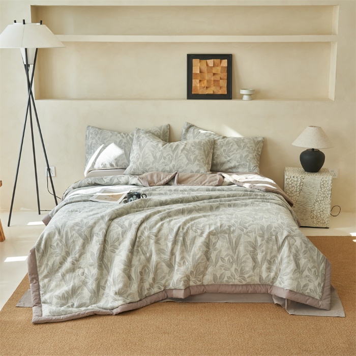 91家纺网 家纺一手货源 找家纺 金鹰 2025新款A类纯棉水洗棉提花三层纱叶之韵味空调被夏凉被大豆夏被四件套 叶之韵味-灰