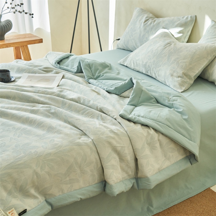 91家纺网 家纺一手货源 找家纺 金鹰 2025新款A类纯棉水洗棉提花三层纱叶之韵味空调被夏凉被大豆夏被四件套 叶之韵味-蓝
