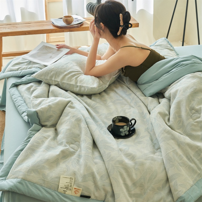 91家纺网 家纺一手货源 找家纺 金鹰 2025新款A类纯棉水洗棉提花三层纱叶之韵味空调被夏凉被大豆夏被四件套 叶之韵味-蓝