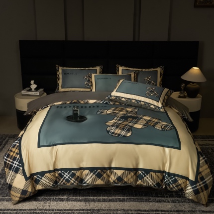 91家纺网 家纺一手货源 找家纺 花沐 2025春夏新款凉感冰丝四件套系列 冰丝英伦熊