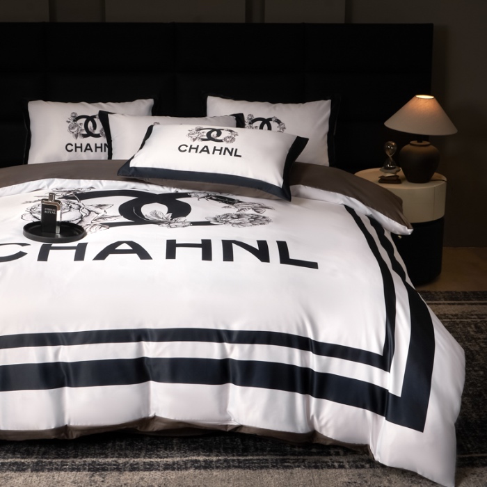 91家纺网 家纺一手货源 找家纺 花沐 2025春夏新款凉感冰丝四件套系列 冰丝白香花