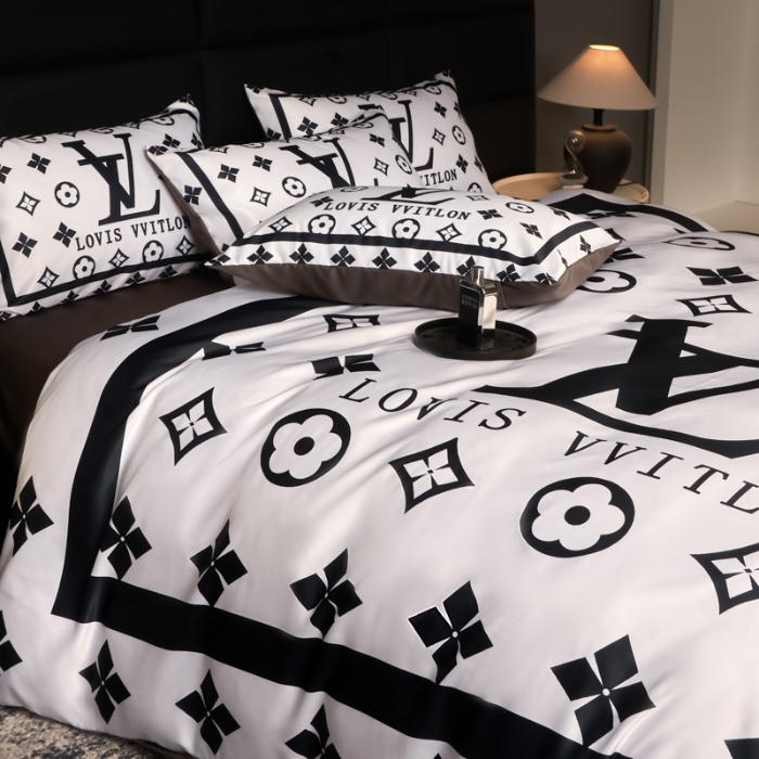 91家纺网 家纺一手货源 找家纺 花沐 2025春夏新款凉感冰丝四件套系列 冰丝黑白V