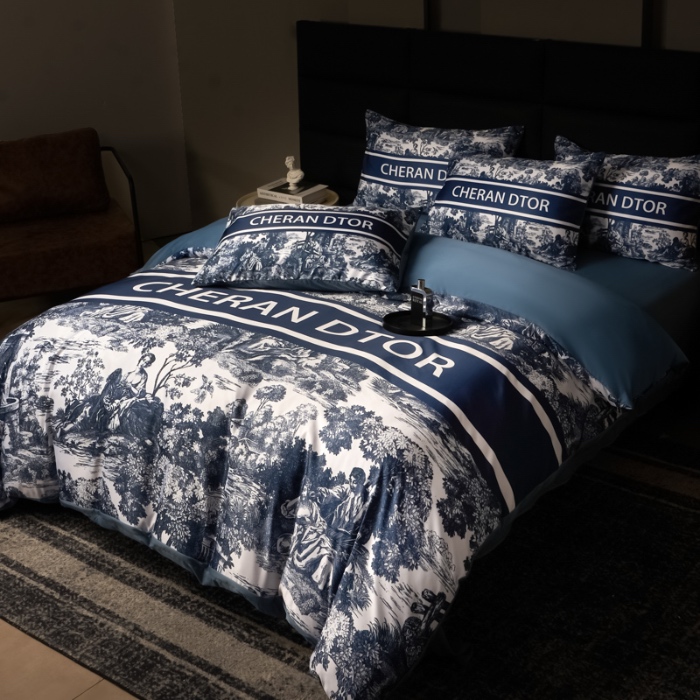 91家纺网 家纺一手货源 找家纺 花沐 2025春夏新款凉感冰丝四件套系列 冰丝蓝暮