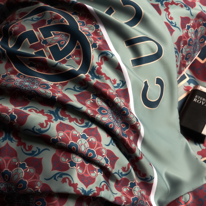 91家纺网 家纺一手货源 找家纺 花沐 2025春夏新款凉感冰丝四件套系列 冰丝绿色花朵