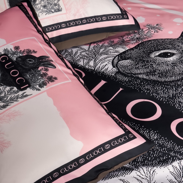 91家纺网 家纺一手货源 找家纺 花沐 2025春夏新款凉感冰丝四件套系列 冰丝熙熙兔