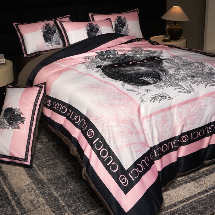 91家纺网 家纺一手货源 找家纺 花沐 2025春夏新款凉感冰丝四件套系列 冰丝熙熙兔