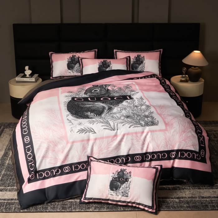 91家纺网 家纺一手货源 找家纺 花沐 2025春夏新款凉感冰丝四件套系列 冰丝熙熙兔