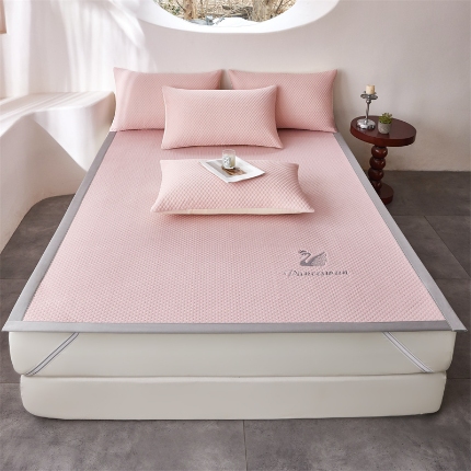 91家纺网 家纺一手货源 找家纺 (总）2025新款3D凉感冰豆豆凉席三件套床席款空调席（保证不起球）