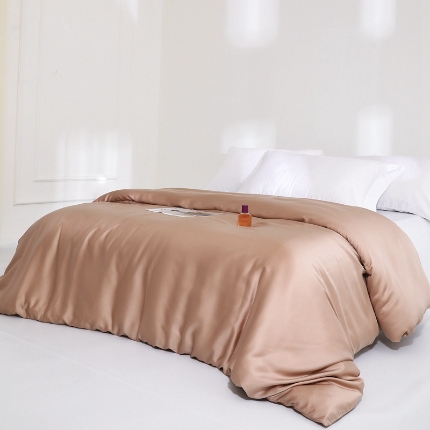 91家纺网 家纺一手货源 找家纺 （总）2025新款兰精天丝四件套纯色双拼被罩床单四季通用床品套件