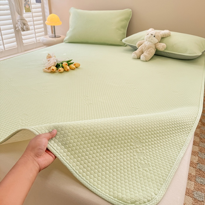 91家纺网 家纺一手货源 找家纺 （总）阿亮家居 2025新款凉席凉豆豆单包边可水席单凉席三件套冰豆豆席