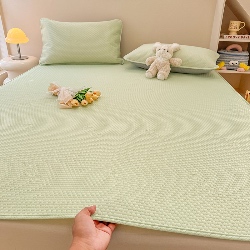 91家纺网 家纺一手货源 找家纺 （总）阿亮家居 2025新款凉席凉豆豆单包边可水席单凉席三件套冰豆豆席,小米粒清新绿床席款,小米粒气质咖床席款,小米粒绅士灰床席款,小米粒深海灰床席款,小米粒天空蓝床席款,小米粒樱花粉床席款,小米粒清新绿床笠款,小米粒高级灰床笠款,小米粒气质咖床笠款,小米粒深海灰床笠款,小米粒天空蓝床笠款,小米粒樱花粉床笠款