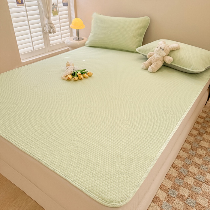 91家纺网 家纺一手货源 找家纺 阿亮家居 2025新款凉席凉豆豆单包边可水席单凉席三件套冰豆豆席 小米粒清新绿床席款